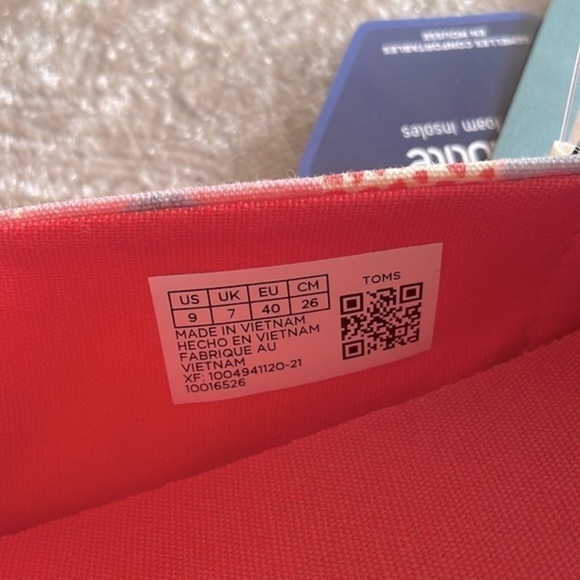 Brand New Toms Pink Blossom Over the Moon Print Cows Slip On Shoes Flats - Picture 6 of 14